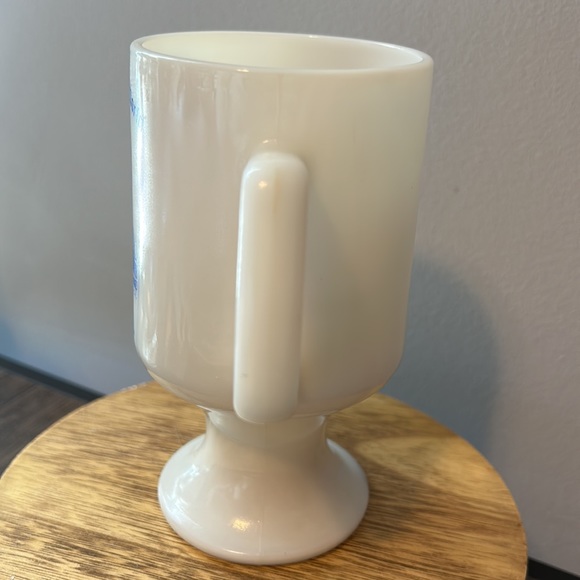 Vintage Walt Disney World souvenir milk glass mug - Picture 11 of 16